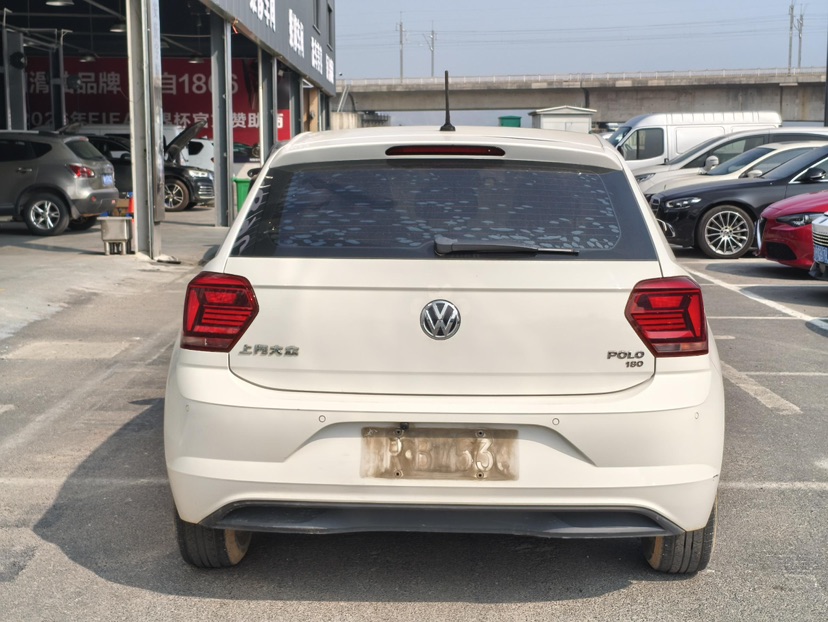 Volkswagen Polo 2021 #8 Volkswagen Polo 2021 صورة سيارة #8