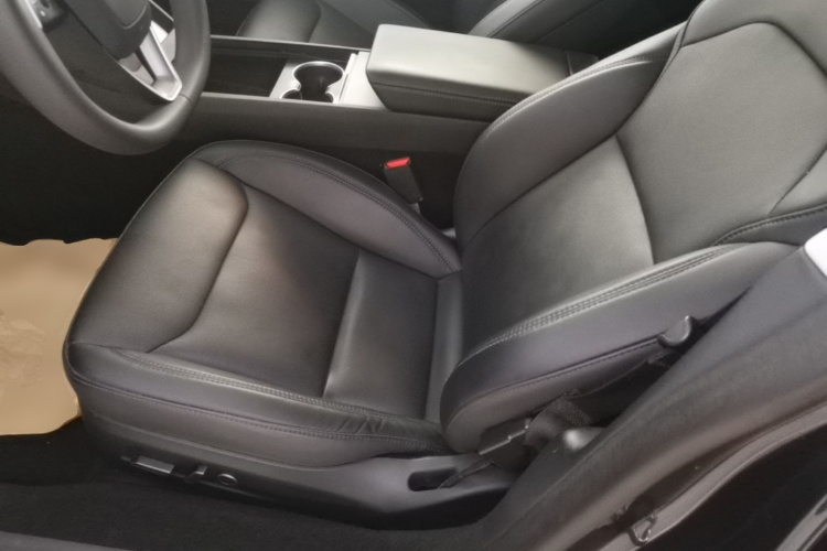 Tesla Model 3 2024 #15 Tesla Model 3 2024 car image #15