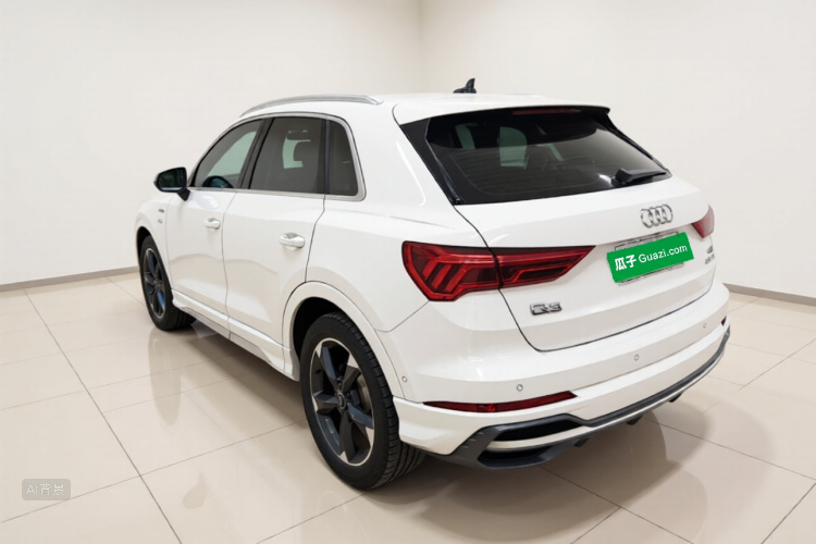 Audi Q3 2023 immagine di auto #5
