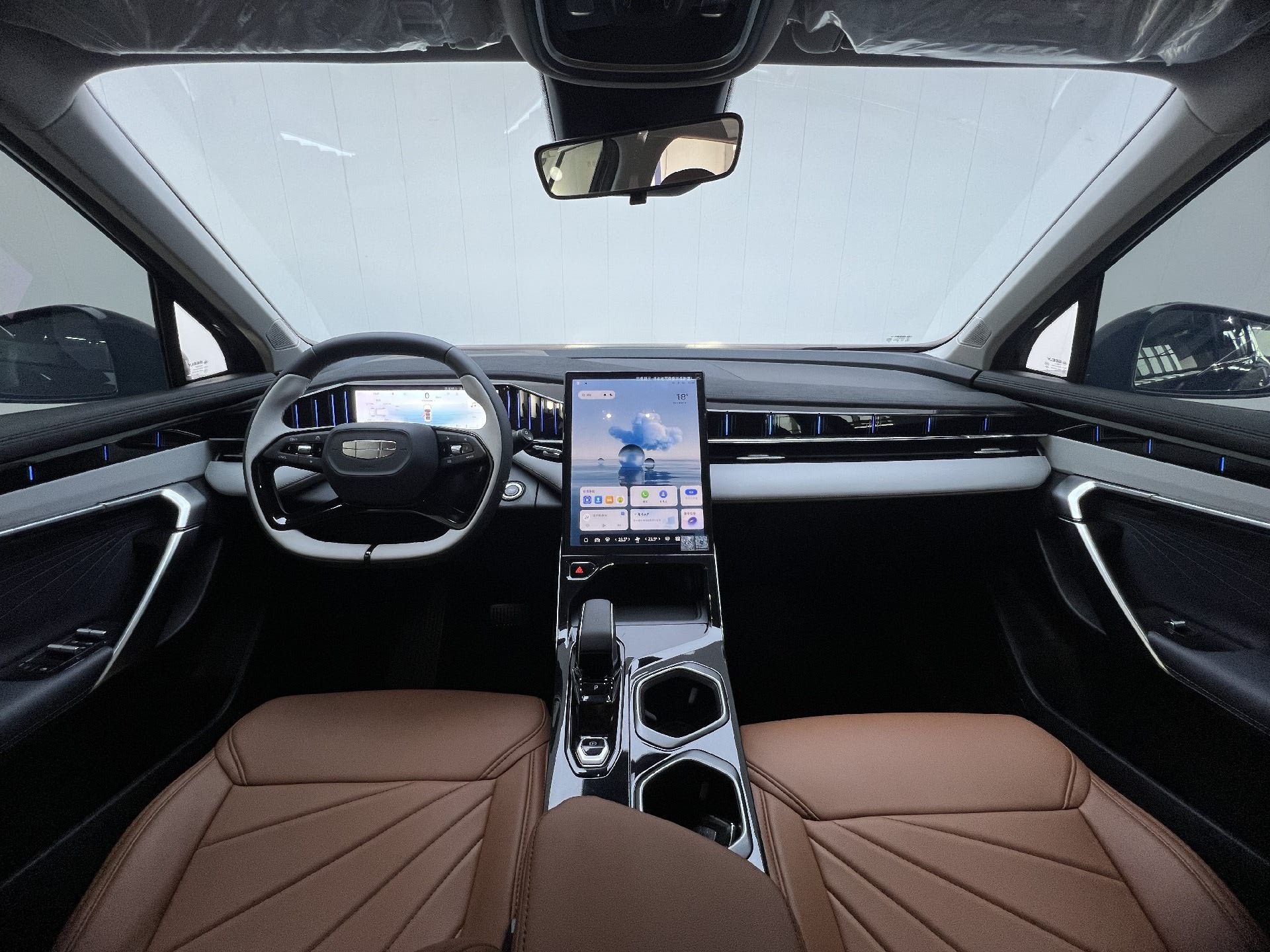 GEELY Boyue L 2024 immagine di auto #6