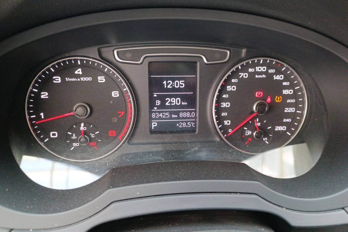 Audi Q3 2016 #24 Audi Q3 2016 car image #24