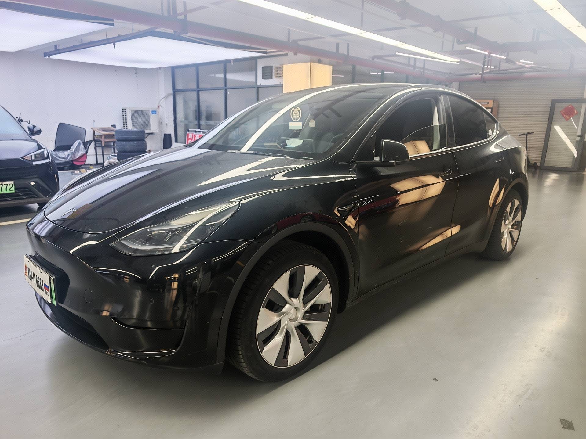 Tesla Model Y 2023 Tesla Model Y 2023 صورة سيارة
