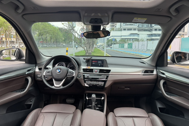BMW X1 2019 car image #6