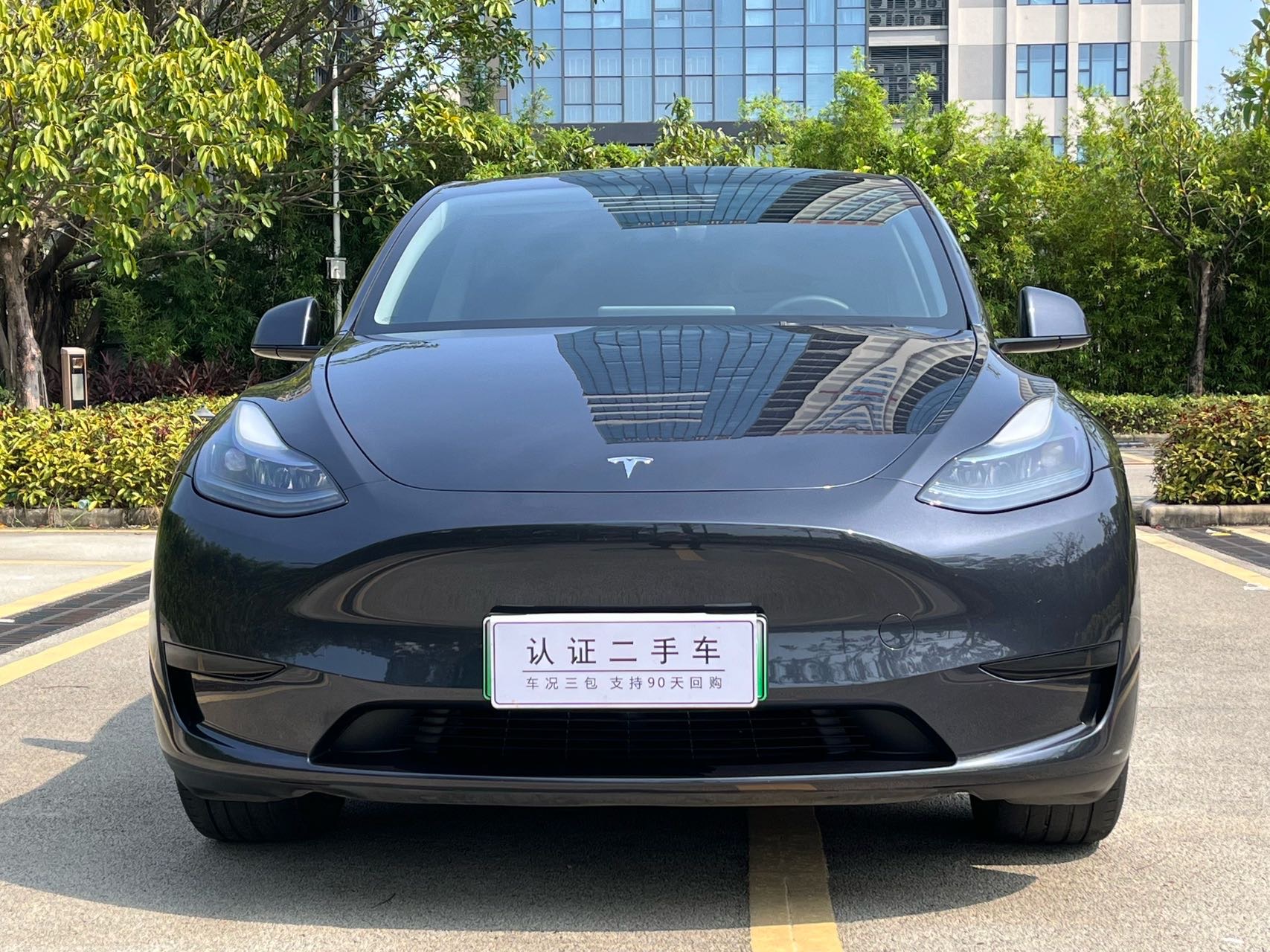 Tesla Model Y 2024 #2 Tesla Model Y 2024 car image #2