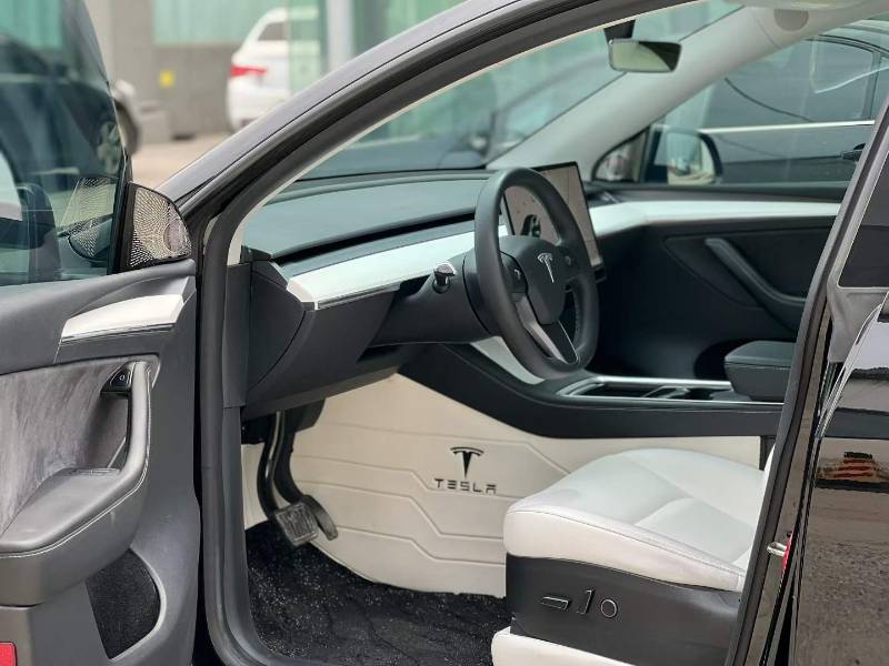 Tesla Model Y 2022 #7 Tesla Model Y 2022 car image #7