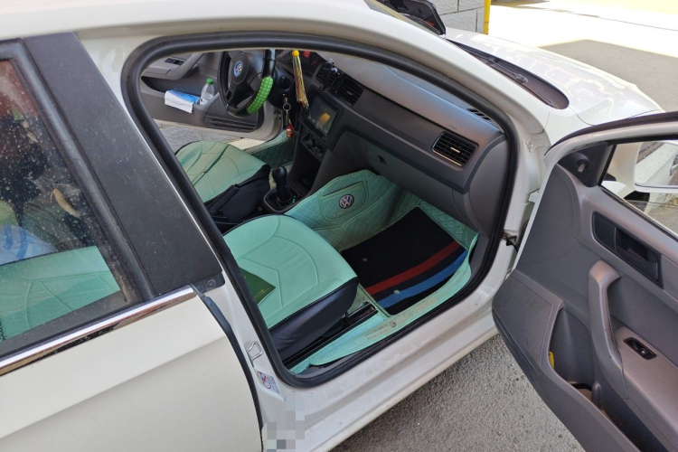 Volkswagen Santana 2016 car image #27