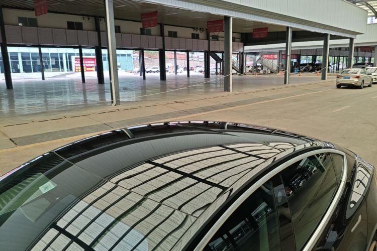 Tesla Model 3 2020 car image #25
