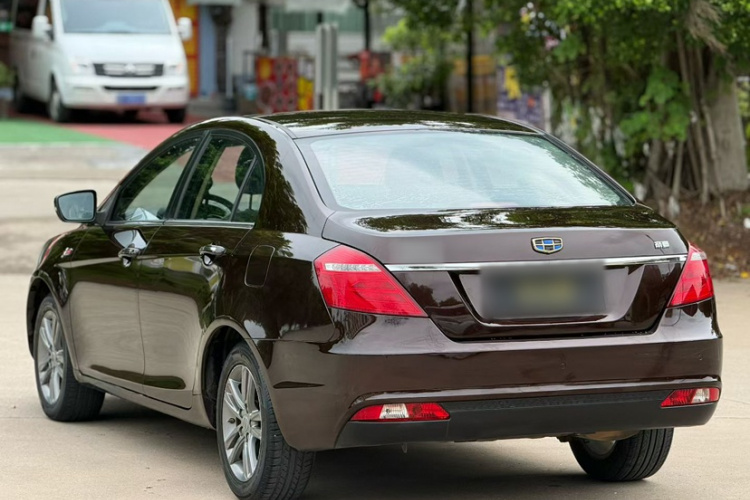 GEELY Emgrand 2017 #4 GEELY Emgrand 2017 image de voiture #4