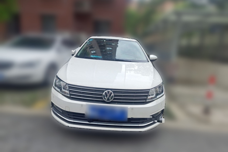 Volkswagen Lavida 2017 car image #3