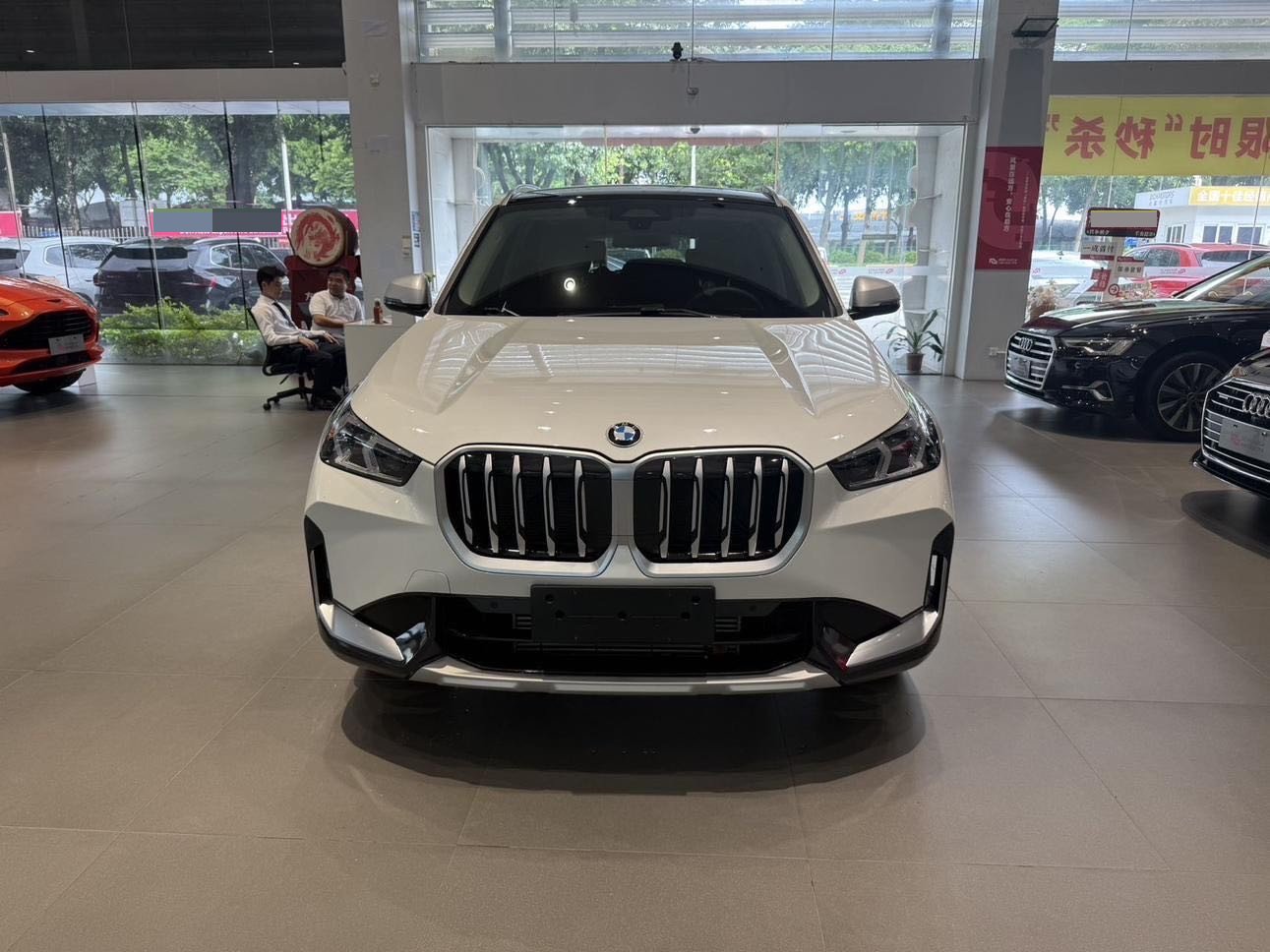 BMW X1 2023 car image #2