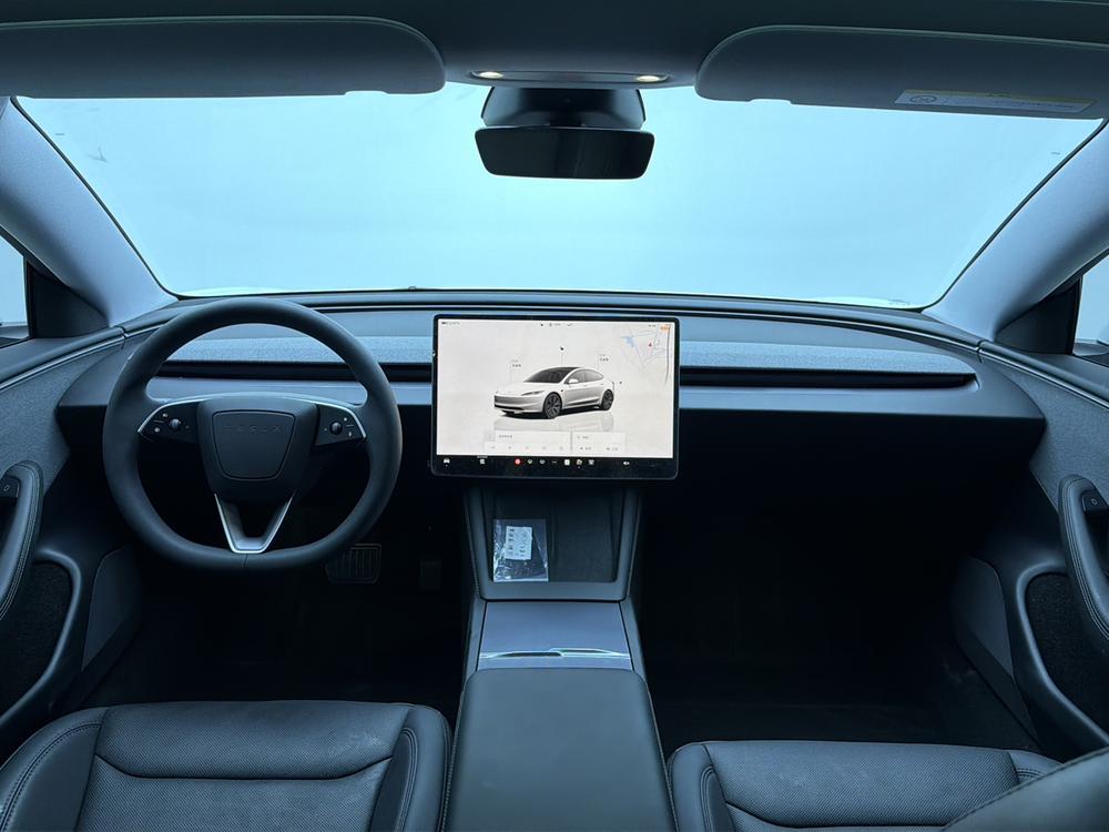 Tesla Model 3 2025 #14 Tesla Model 3 2025 car image #14