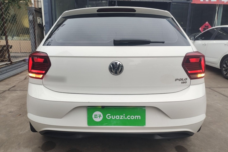 Volkswagen Polo 2020 car image #6