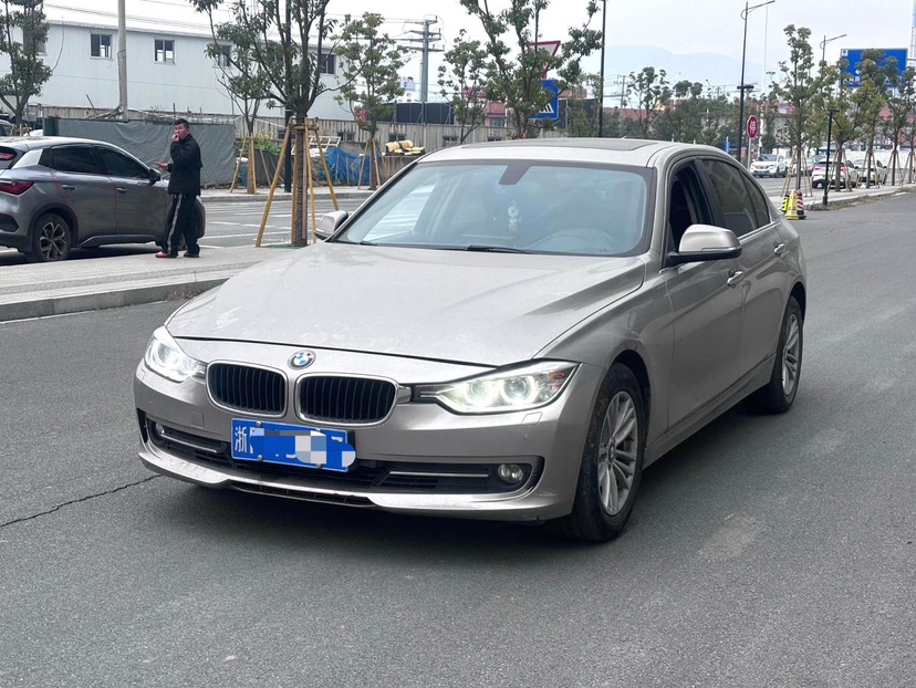 BMW 3 Series 2014 car image 