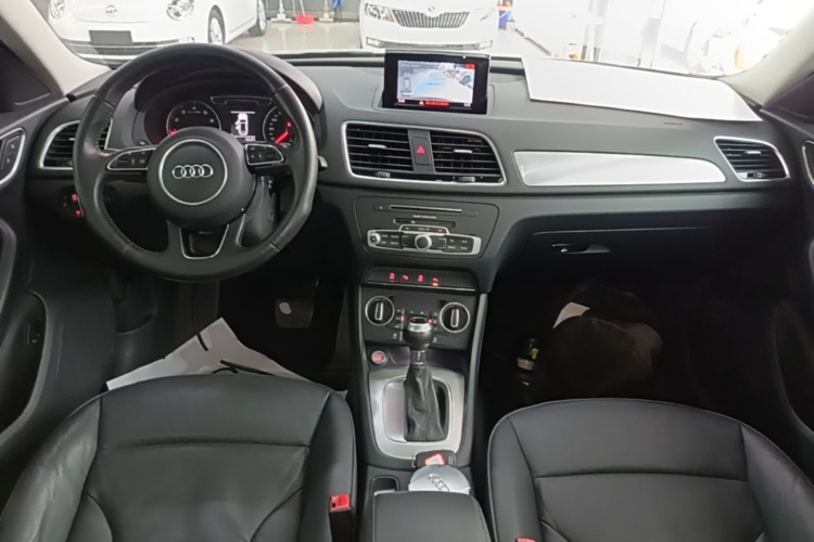 Audi Q3 2017 #10 Audi Q3 2017 изображение автомобиля #10