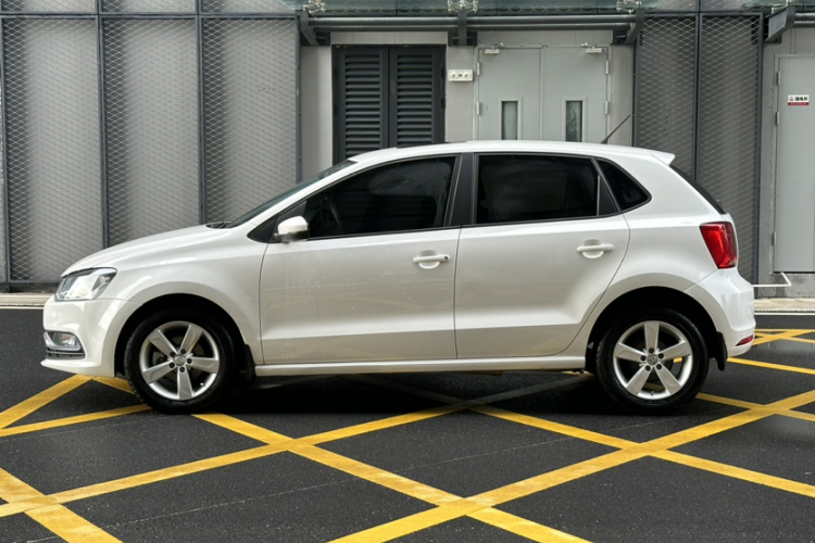 Volkswagen Polo 2016 #8 Volkswagen Polo 2016 car image #8