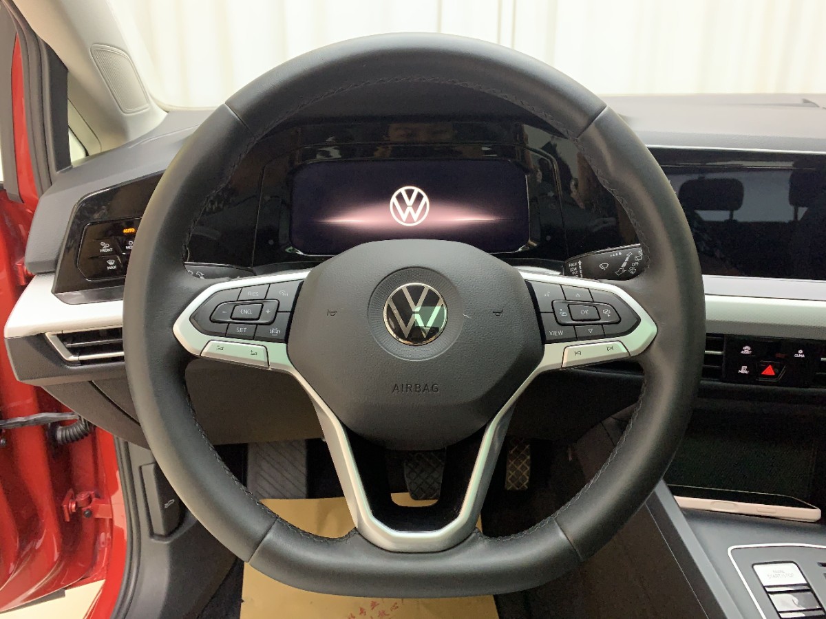 Volkswagen Golf 2022 #7 Volkswagen Golf 2022 صورة سيارة #7