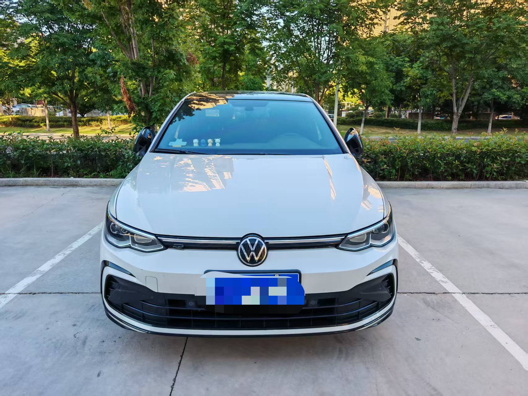 Volkswagen Golf 2022 car image 