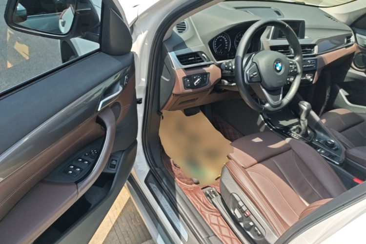 BMW X1 2019 immagine di auto #16