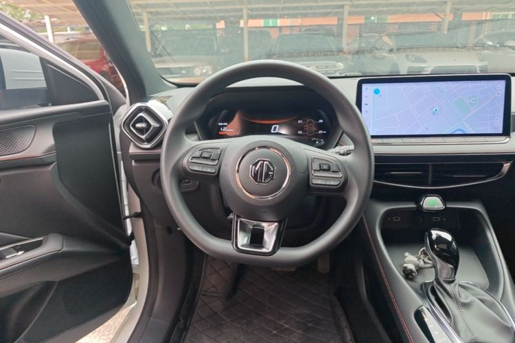 MG 5 2025 car image #11