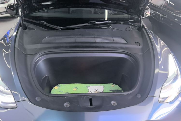 Tesla Model Y 2023 #20 Tesla Model Y 2023 car image #20