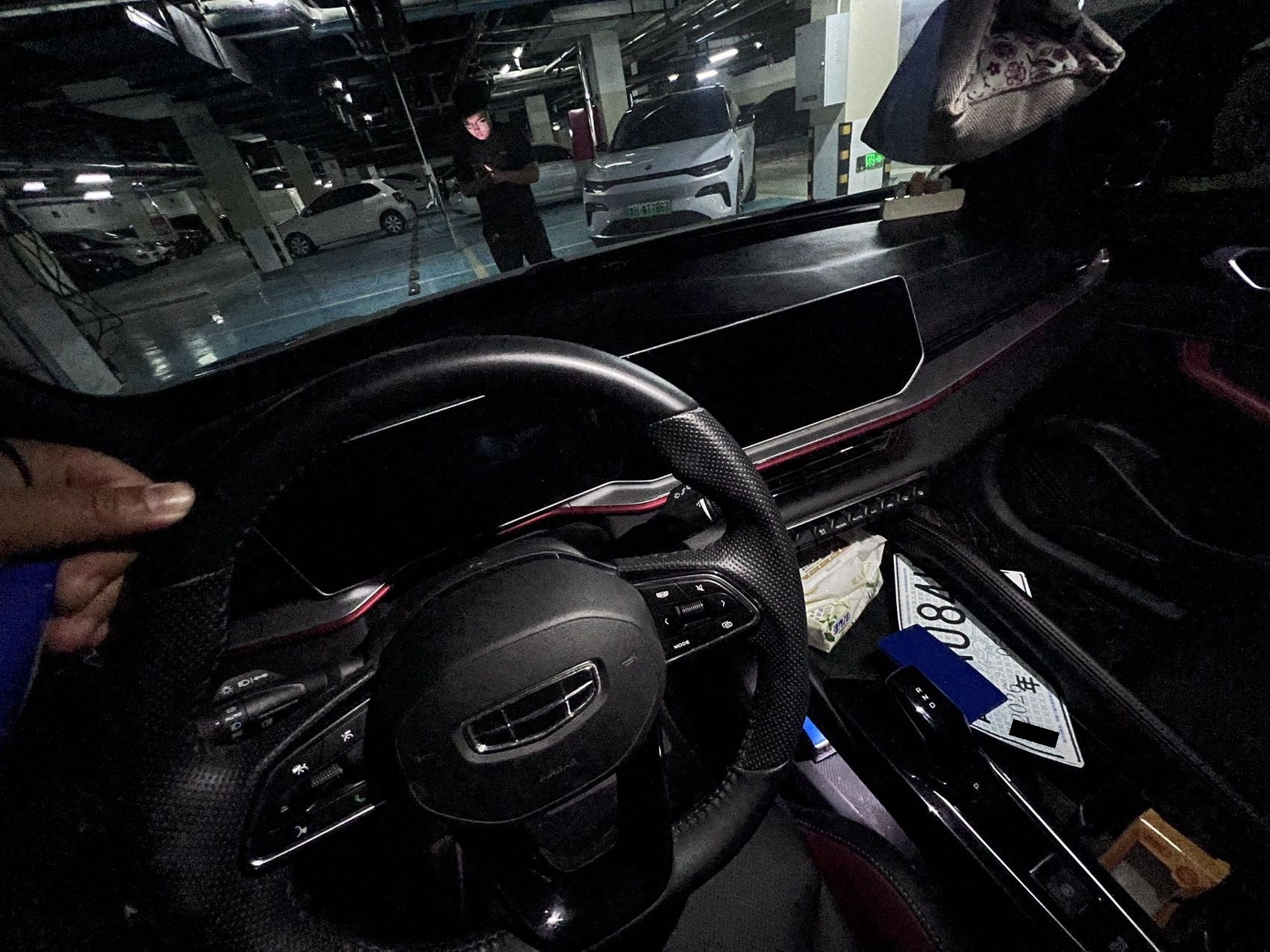 GEELY Coolray 2023 imagen de coche #8