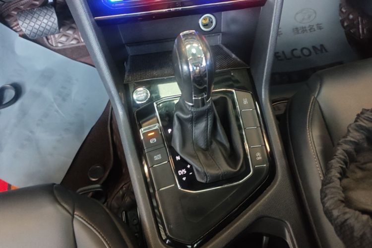 Volkswagen Tharu 2021 car image #14