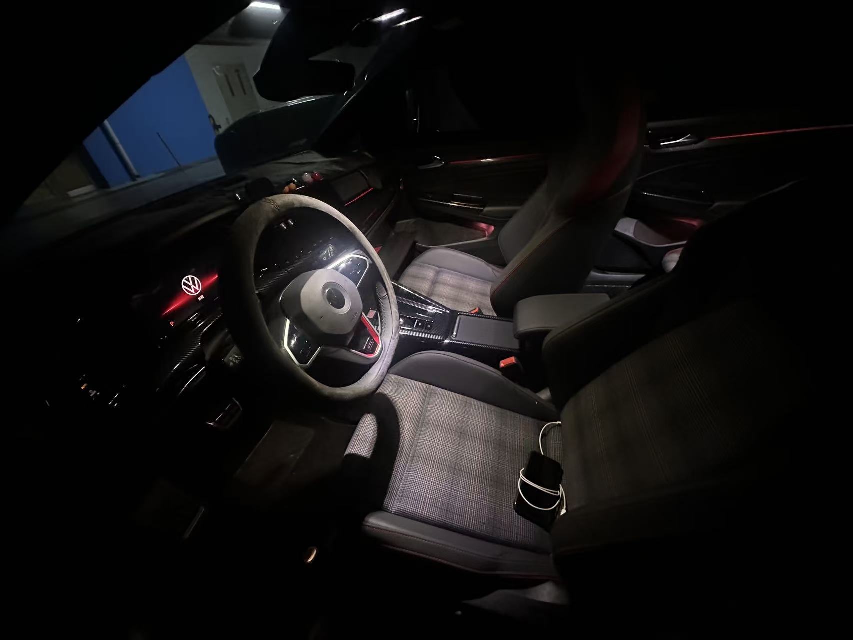 2022 immagine di auto #3