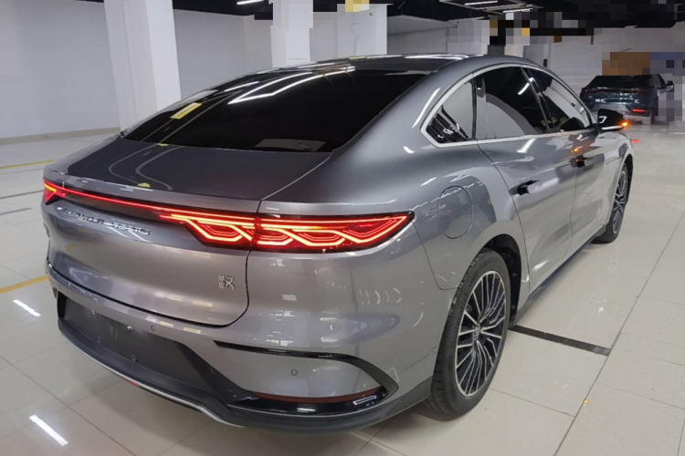 BYD Han 2022 immagine di auto #7