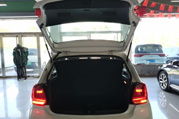 Volkswagen Polo 2018 #19 Volkswagen Polo 2018 car image #19