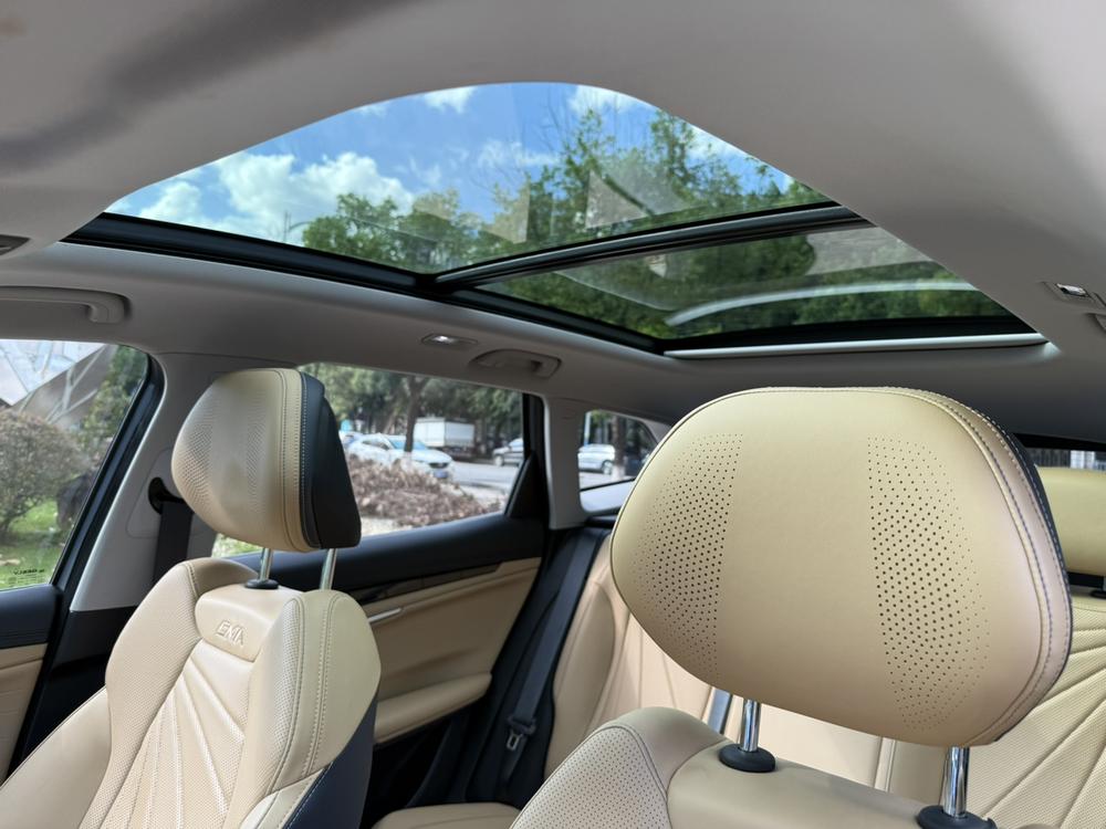 GEELY Boyue L 2023 car image #18