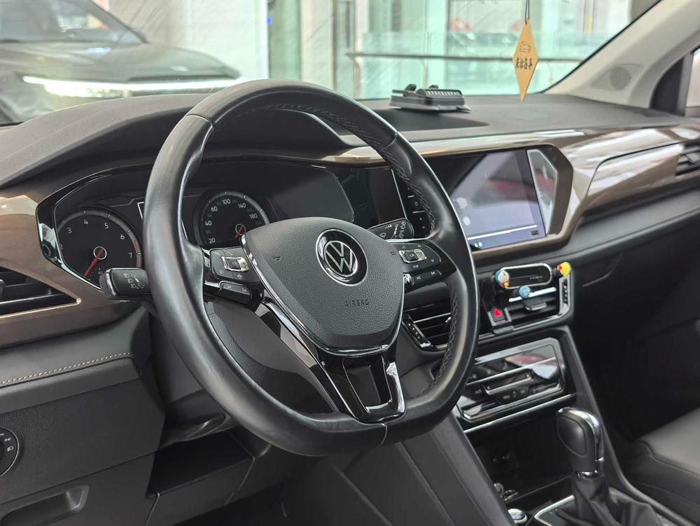 Volkswagen Tharu 2021 car image #22