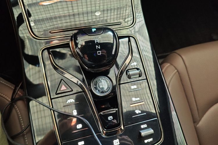 BYD Han 2021 car image #14