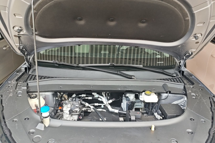 BYD Yuan Plus 2022 immagine di auto #20