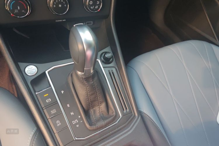 Volkswagen Lavida 2024 car image #16