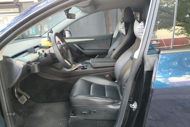 Tesla Model Y 2022 #17 Tesla Model Y 2022 car image #17