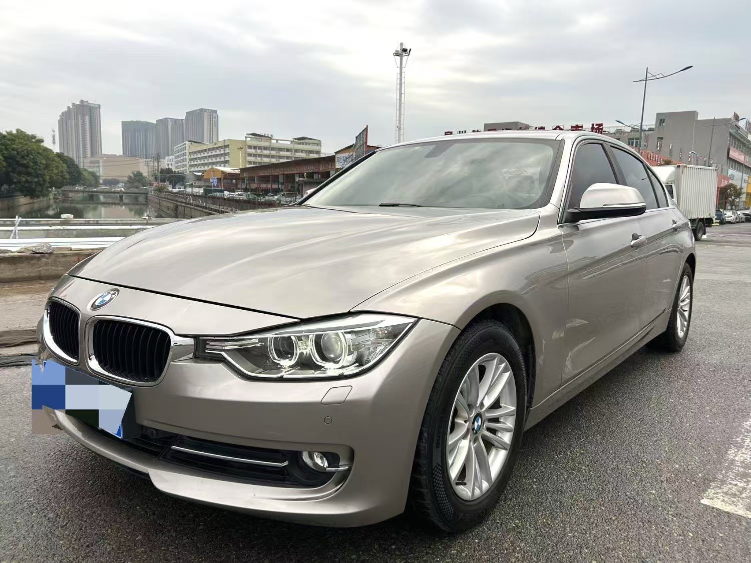 BMW 3 Series 2014 car image 