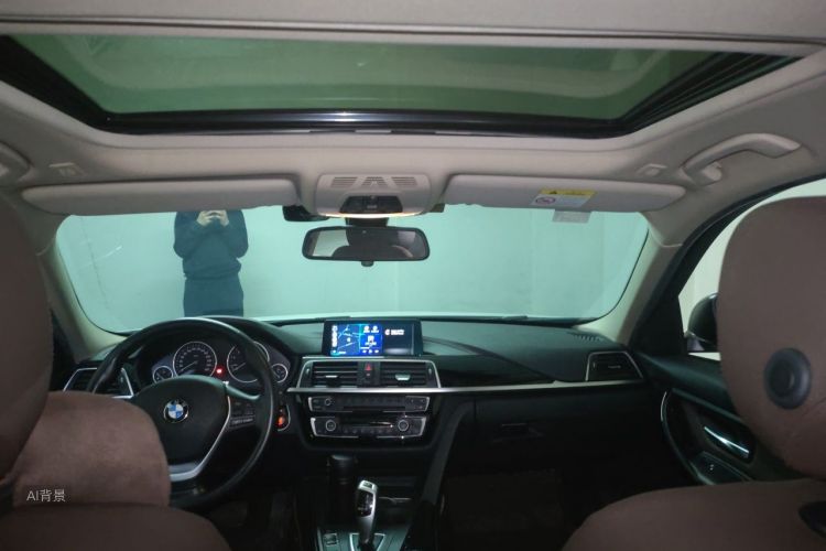 BMW 3 Series 2019 car image #20