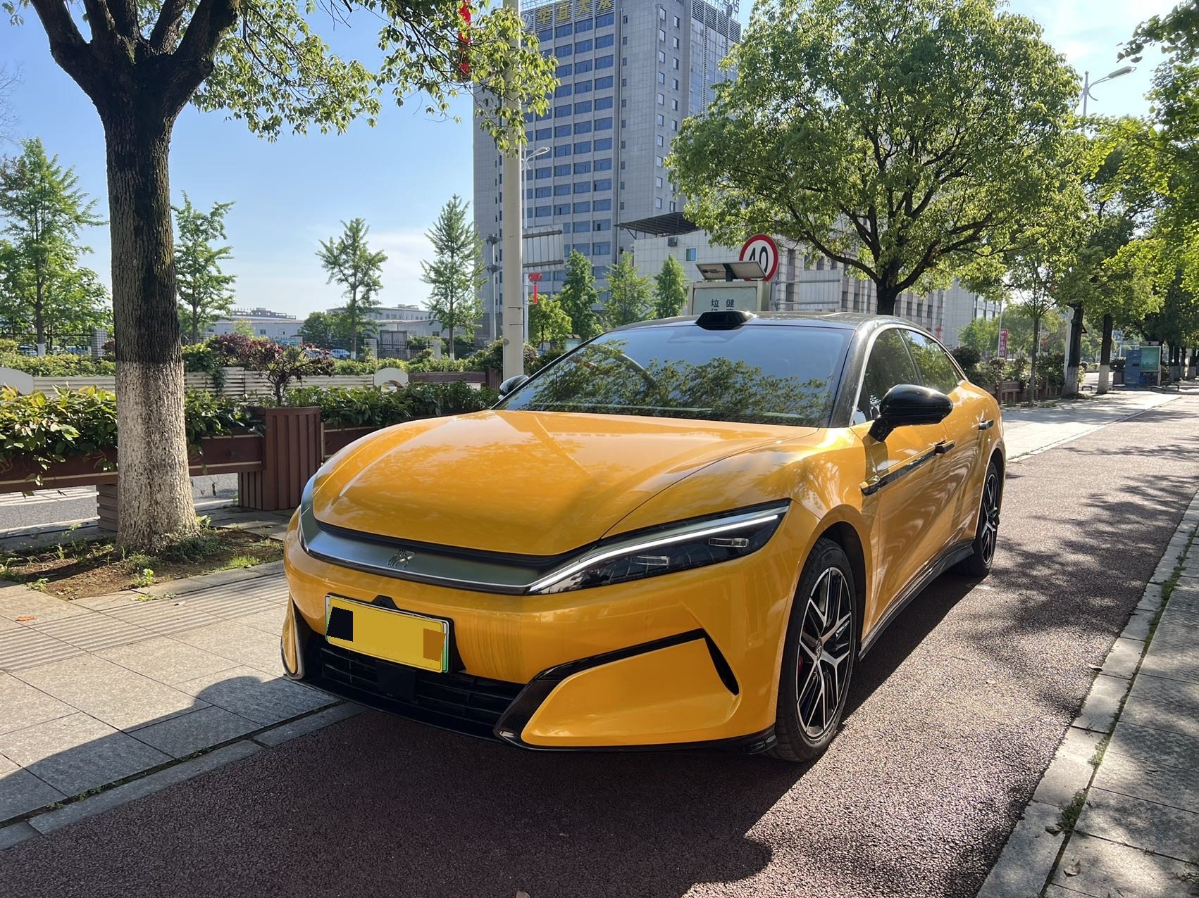 BYD HanL 2025 BYD HanL 2025 صورة سيارة