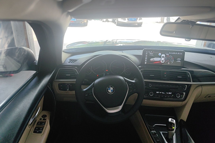 BMW 3 Series 2017 image de voiture #10