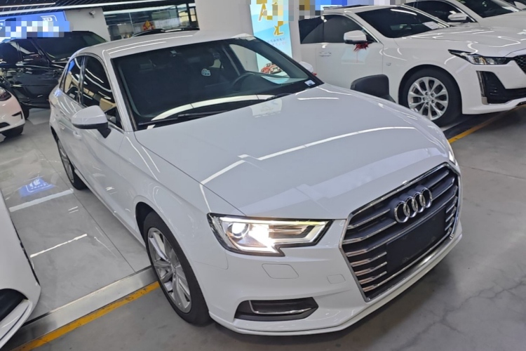 Audi A3 2019 #4 Audi A3 2019 car image #4