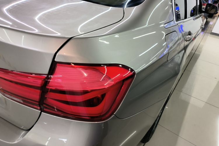 BMW 3 Series 2016 #8 BMW 3 Series 2016 car image #8