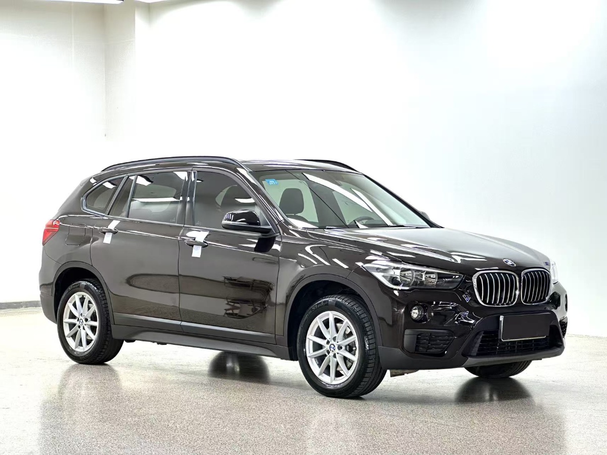 BMW X1 2019 #3 BMW X1 2019 صورة سيارة #3