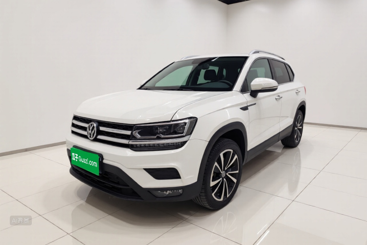 Volkswagen Tharu 2020 car image #2