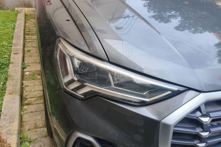 Audi Q3 2022 #8 Audi Q3 2022 car image #8
