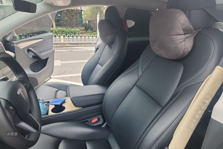 Tesla Model Y 2023 #17 Tesla Model Y 2023 car image #17