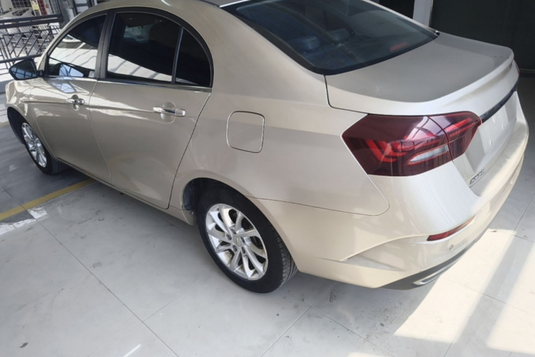 GEELY Emgrand 2021 #5 GEELY Emgrand 2021 car image #5