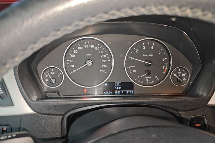 BMW 3 Series 2016 car image #12