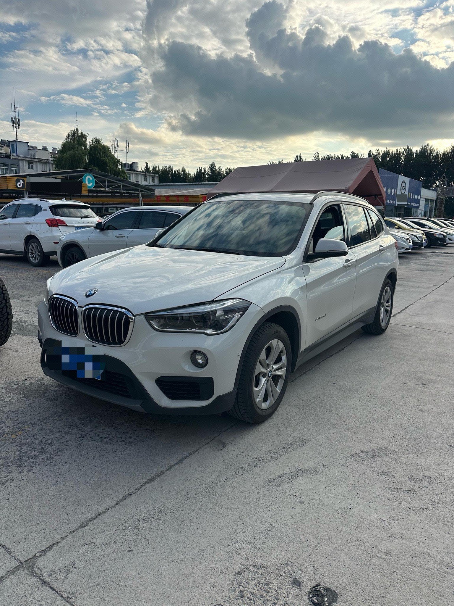 BMW X1 2017 car image 