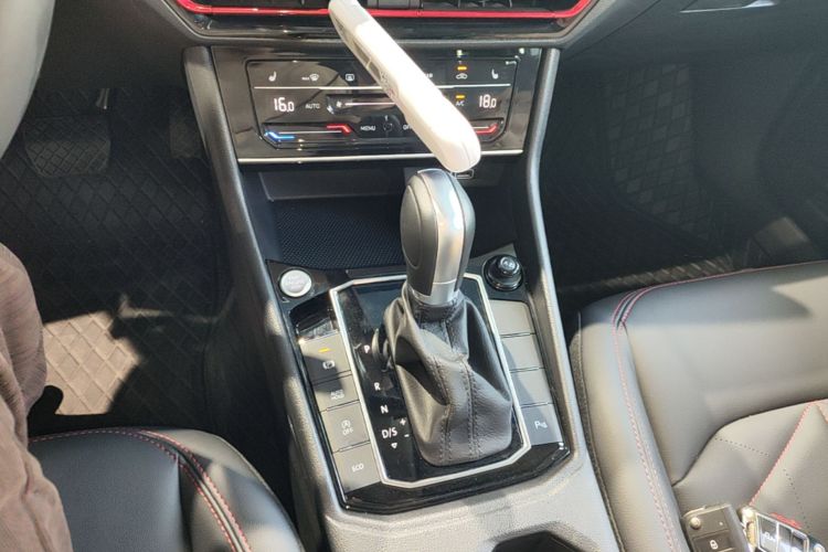 Volkswagen Lavida 2025 imagem de carro #14