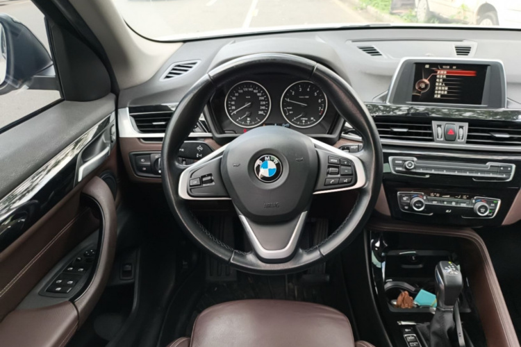 BMW X1 2018 #11 BMW X1 2018 immagine di auto #11